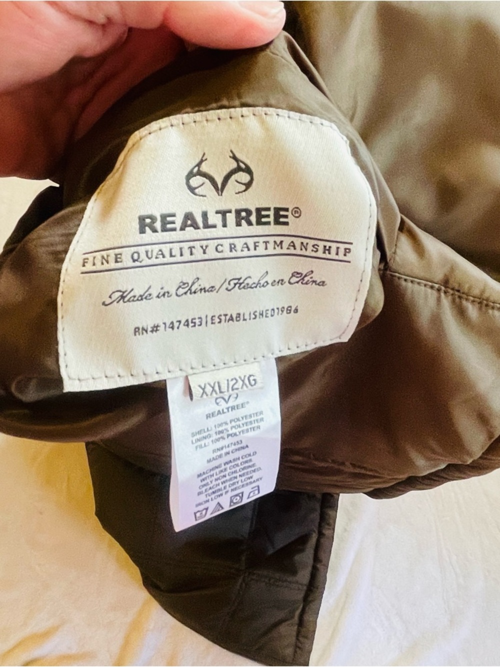 Realtree Men's Camo XXL Puffer Reversible Vest - Brown/Green/Black Broken Zipper - Picture 14 of 16